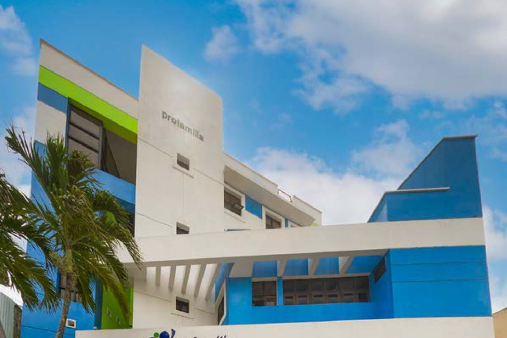 59 años marcando el paso en la salud sexual y reproductiva en República Dominicana. Boletín Informacom No. 81