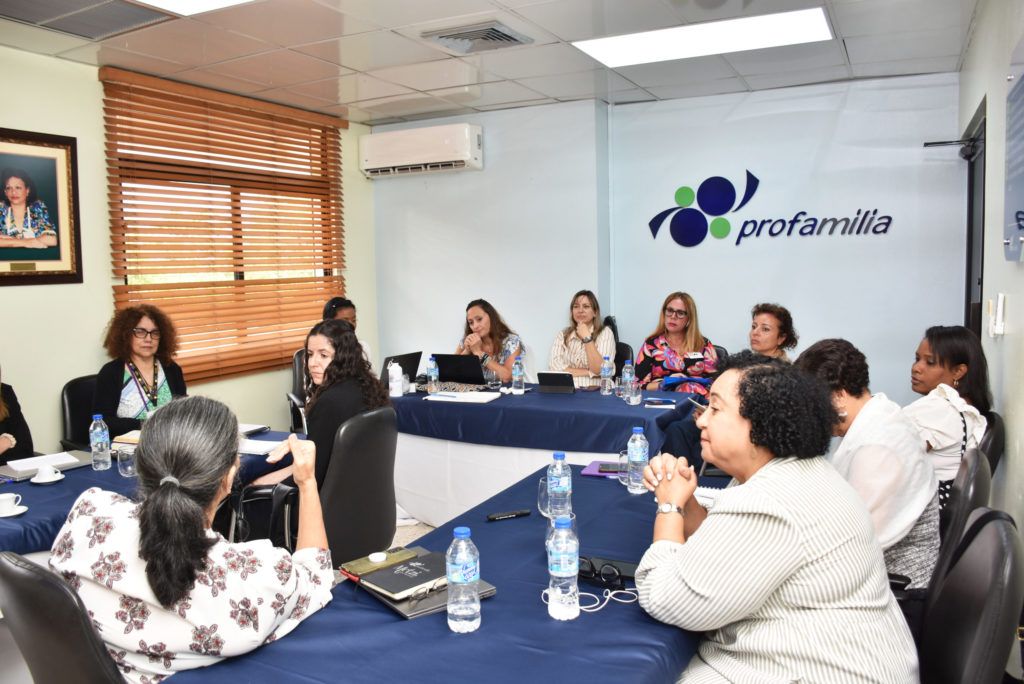 Juezas españolas visitan el país para intercambio de experiencias sobre justicia y equidad