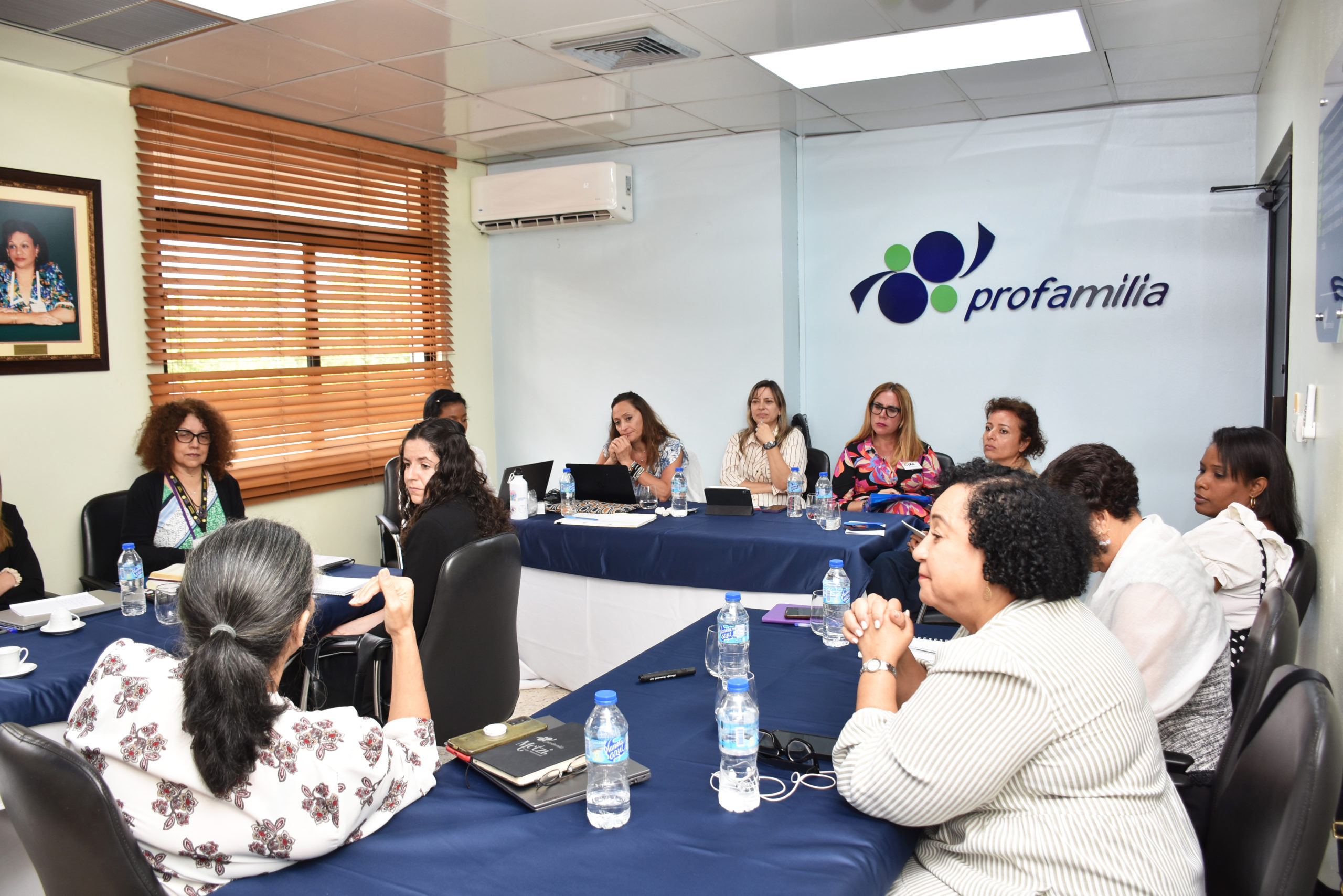 Juezas españolas visitan el país para intercambio de experiencias sobre justicia y equidad