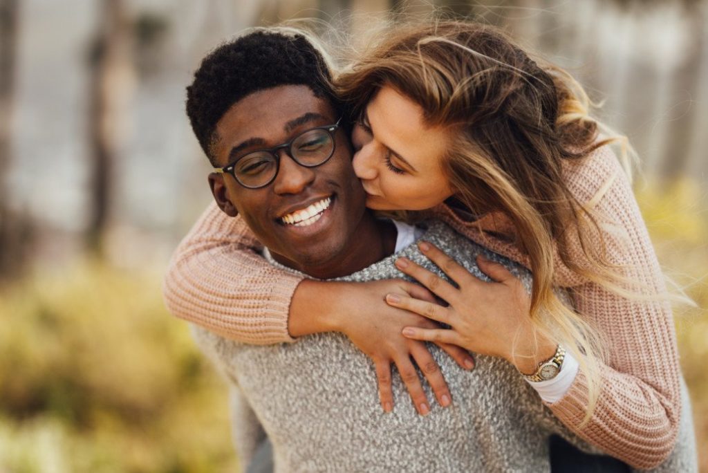 Relaciones saludables: consejos para construir vínculos fuertes y positivos